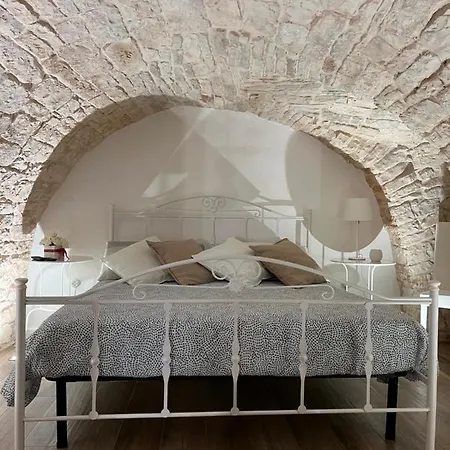 Dimora Martina Bed & Breakfast Loseto