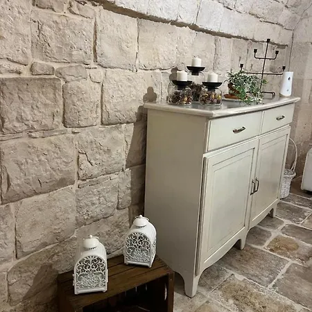 Dimora Martina Bed & Breakfast Loseto